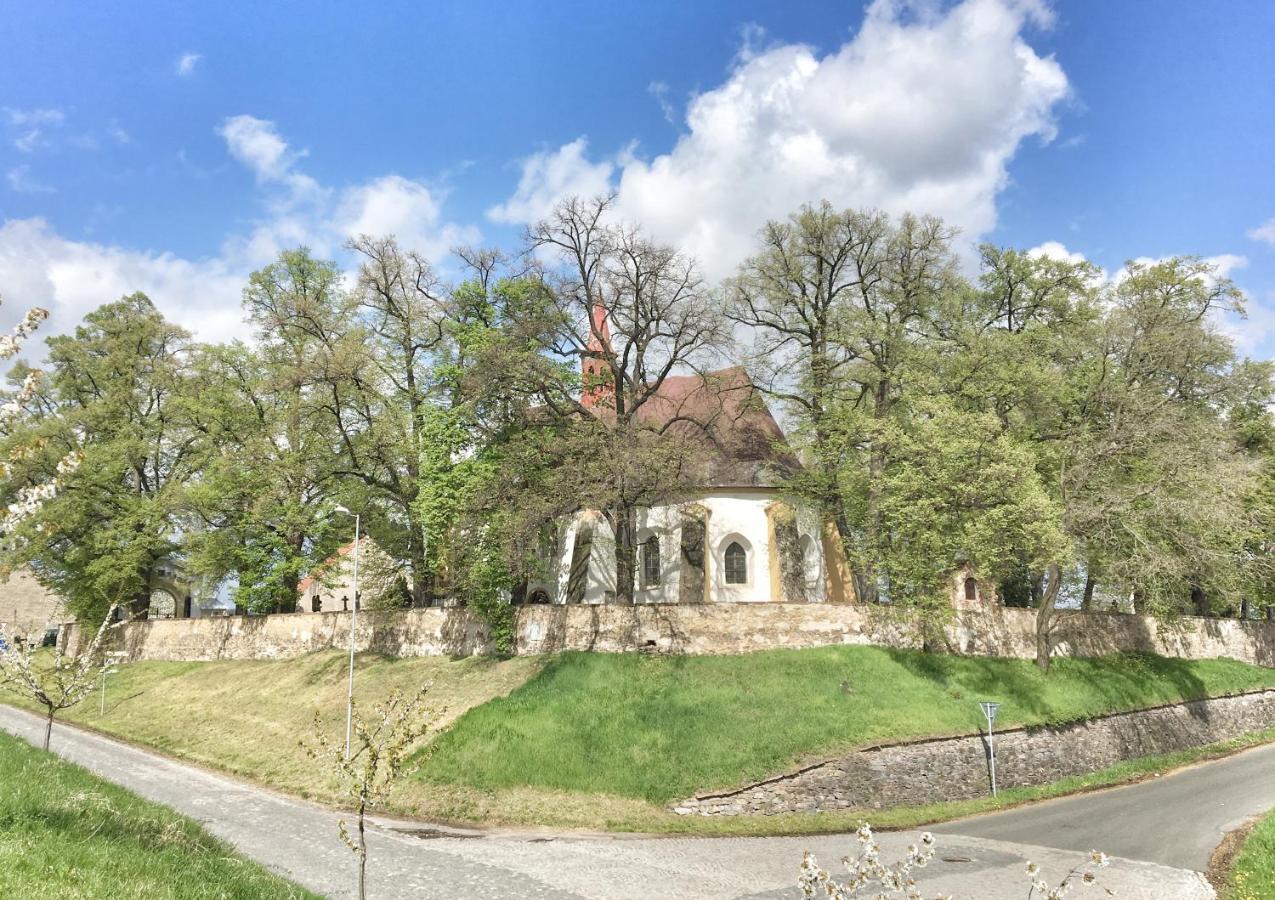 Apartmany C.P. 9 Kourim Экстерьер фото
